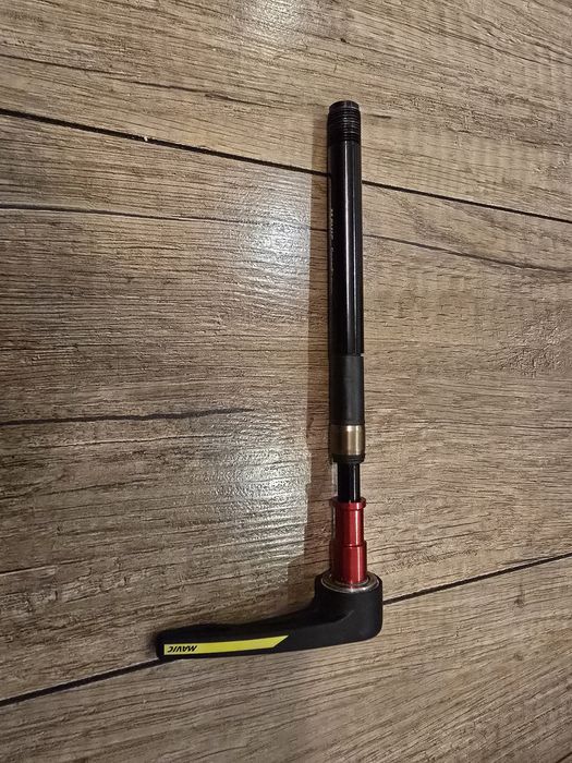 Oś Koła 12x142 Mavic SpeedRelease