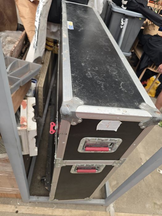 Flight Case Gator para TV até 55" – Profissional