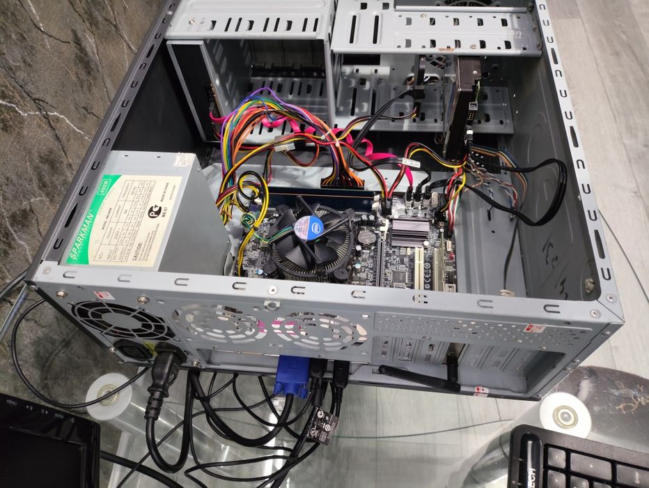 Системный блок с монитором (Core i5-3330 cpu)