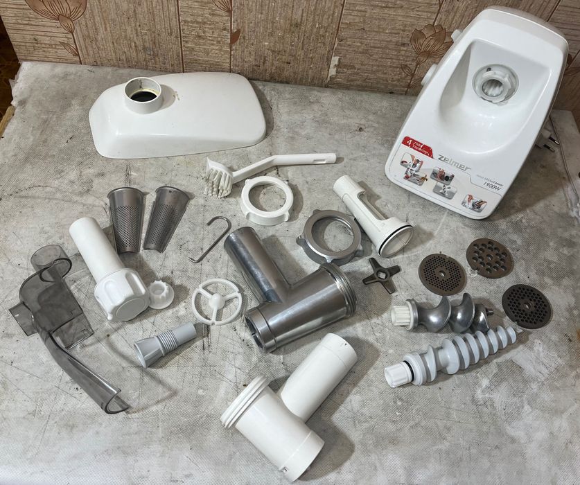 Zelmer MM1200.82 М’ясорубка 1900Вт Соковижималка