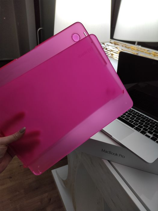 Apple MacBook Pro 13427553596270848003