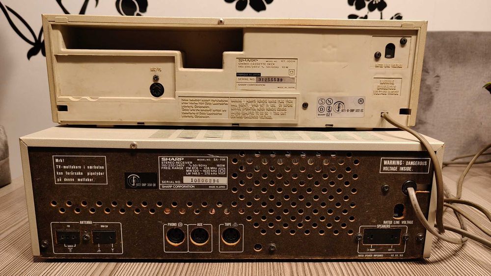Zestaw SHARP wzmacniacz, radio, magnetofon SA-11, RT-100
