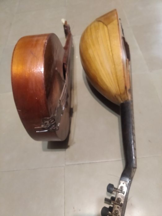 Мандоліни на 8 струн. Звичайний розмір.