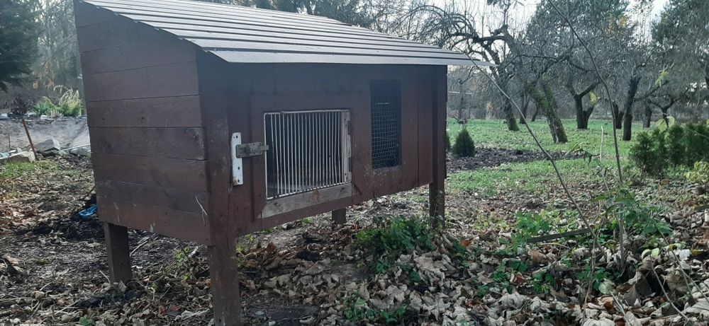 Sprzedam klatkę drewnianą dla królika