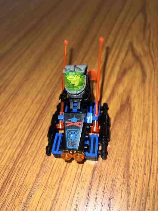 Lego system aqwazone