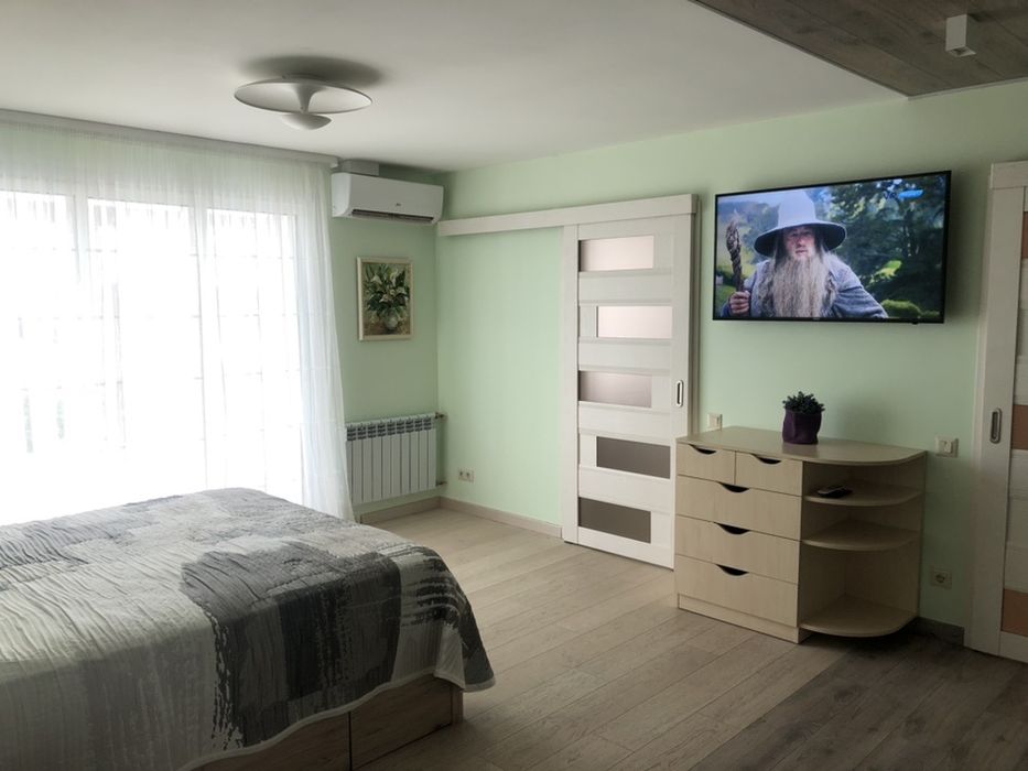 ЛЮКС, Коцюбинського, ТЕПЛО, РРО-чек, MegogoMax, подобово