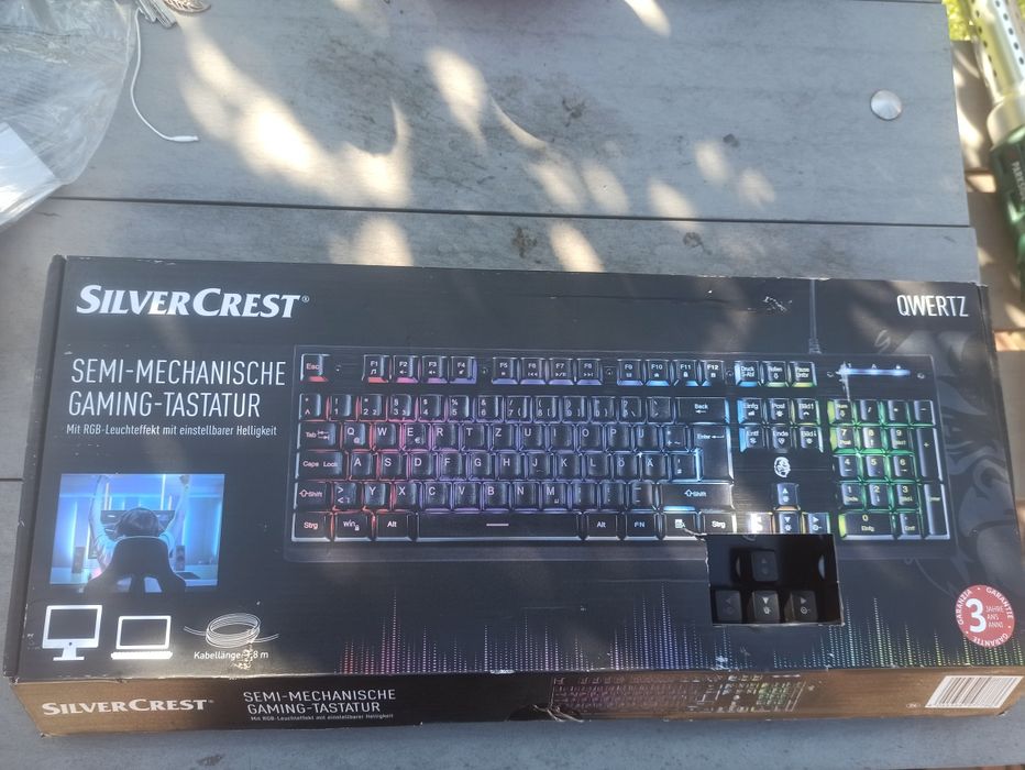 Клавіатура з підсвіткою