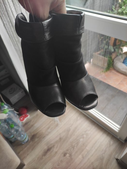 Botki Carinii 36 skóra