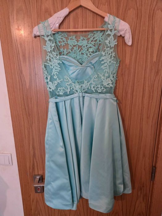Vestido de cerimónia tamanho M