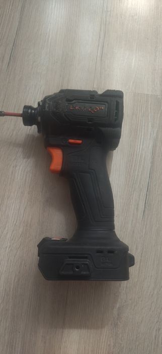 Продам Аккумуляторный ударный винтоверт Dnipro-M DTD-201BC Ultra