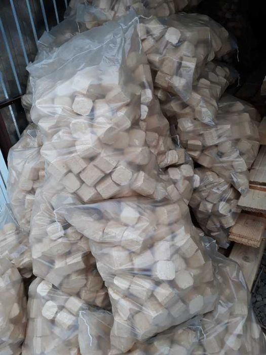 Podbitka. Boazeria, Deski Tarasowe i elewacyjne, drzwi kantówki