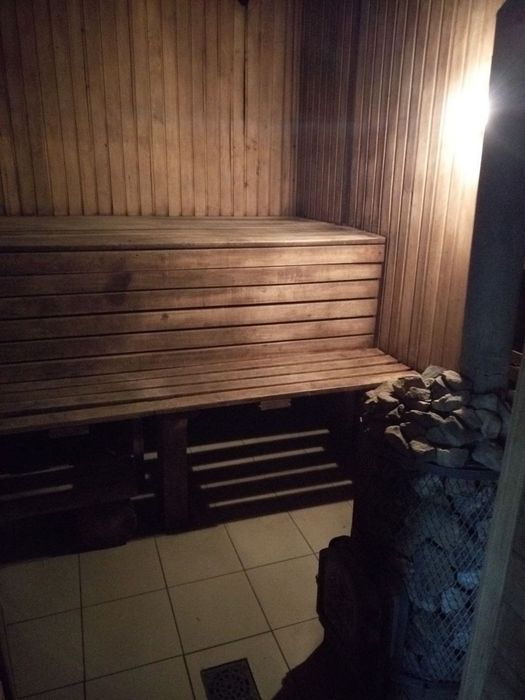 Будинок подобово з банею. Осокорки.