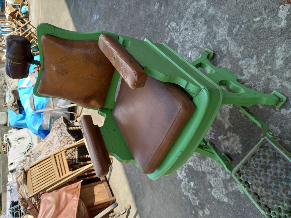 Cadeira de barbeiro antiga