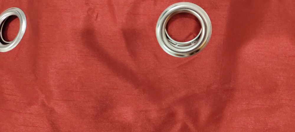 Cortinado Vermelho Opaco - Novo