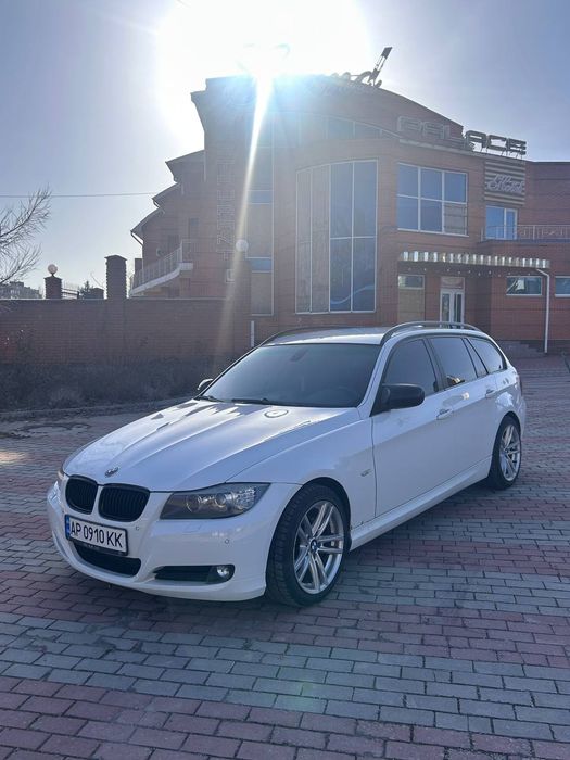 Продам БМВ е91 рестайлинг