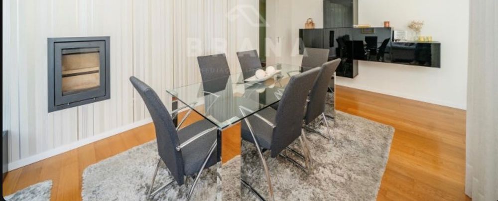 Mesa de Jantar Paulisan em Vidro Temperado + 6 Cadeiras Estofadas