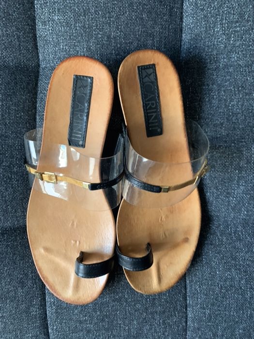 Klapki CARINII rozmiar 37  * NOWE *