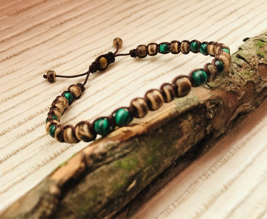 Brasoletka męska handmade malachit,kokos na brązowym sznurku