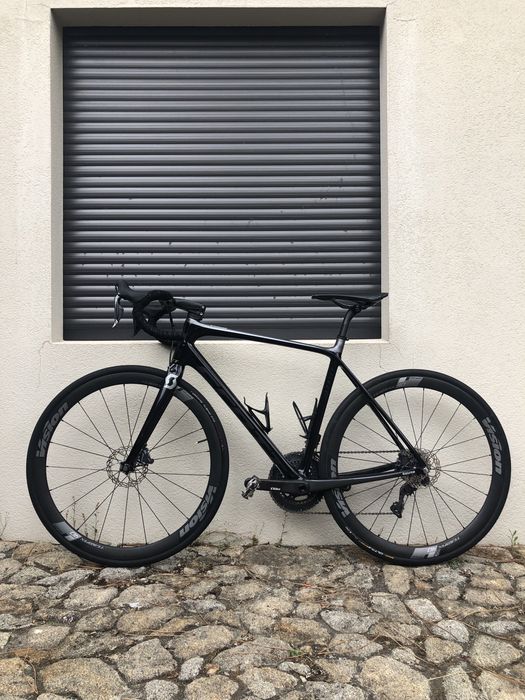 Bicicleta de estrada Scott adictt full carbono