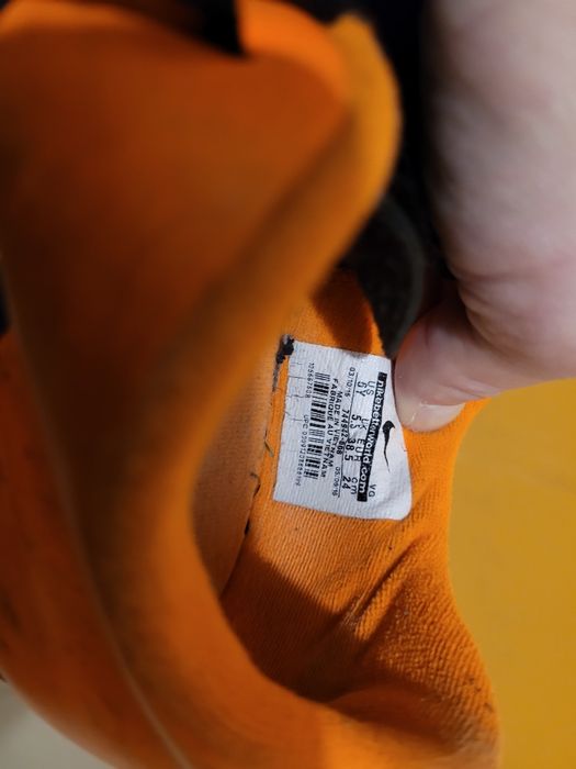 Buty piłkarskie korki lane Nike r. 38,5