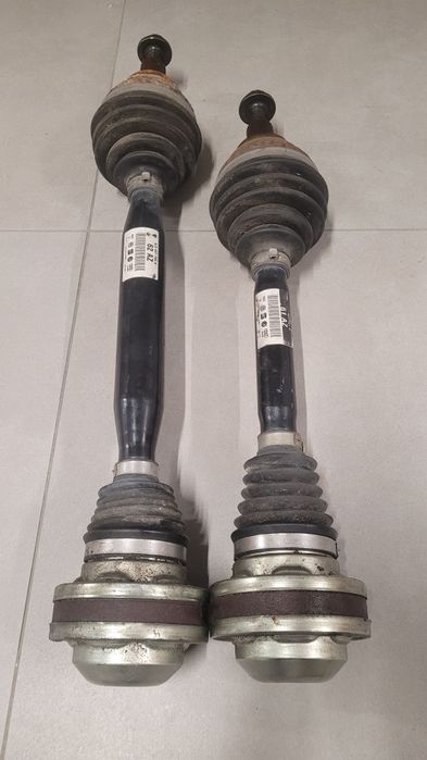Sprzedam oryginalne przednie półosie napędowe Audi TT / TTS (Quattro)