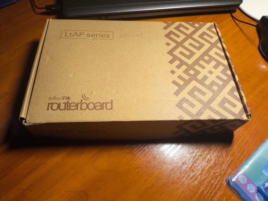 Mikrotik LtAP6 LTE6 kit