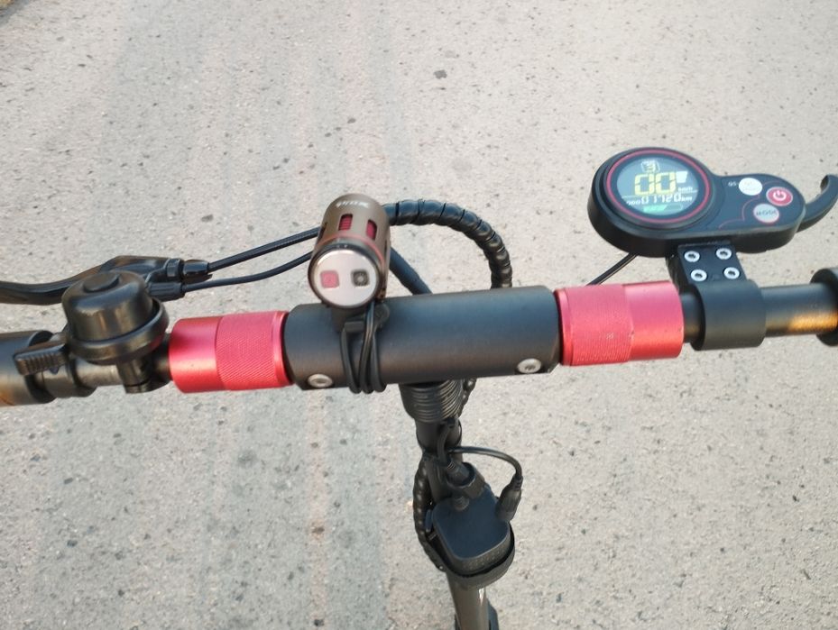 Hulajnoga elektryczna Motus 8,5 lite pro