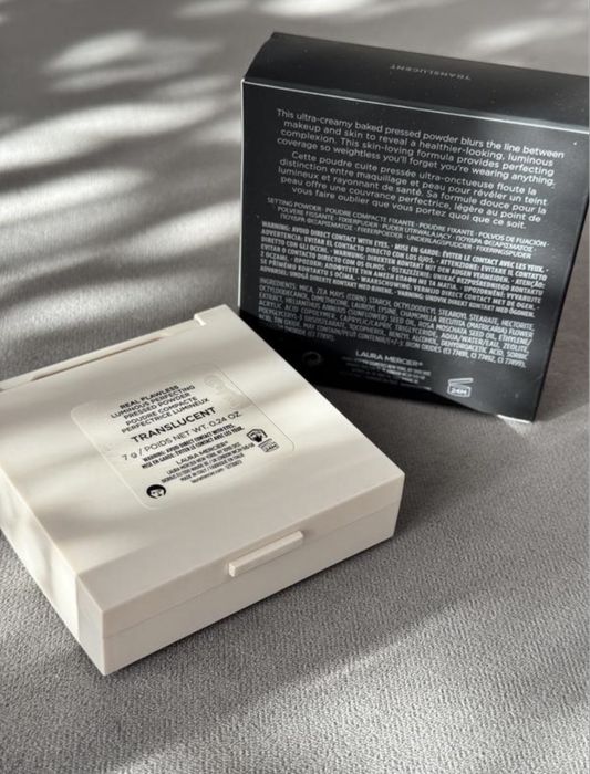 Laura mercier real flawless luminous perfecting pressed powder in translucent 7 g