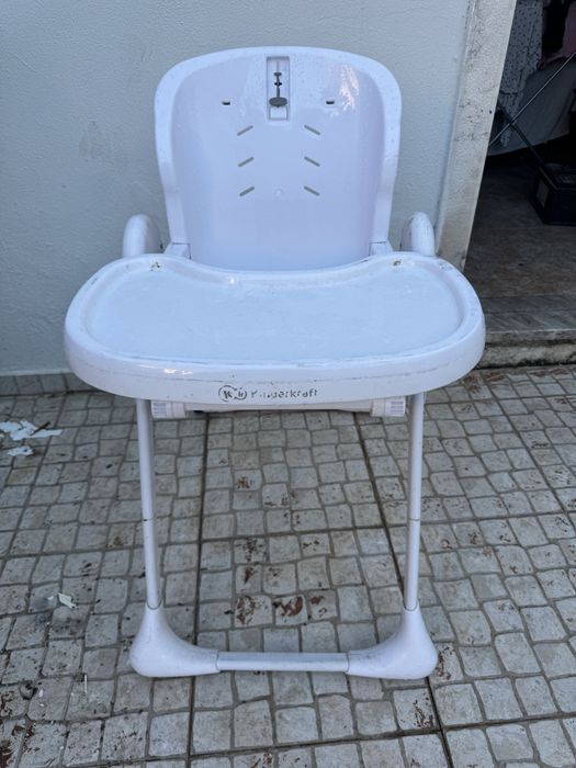 Cadeira bebe usada