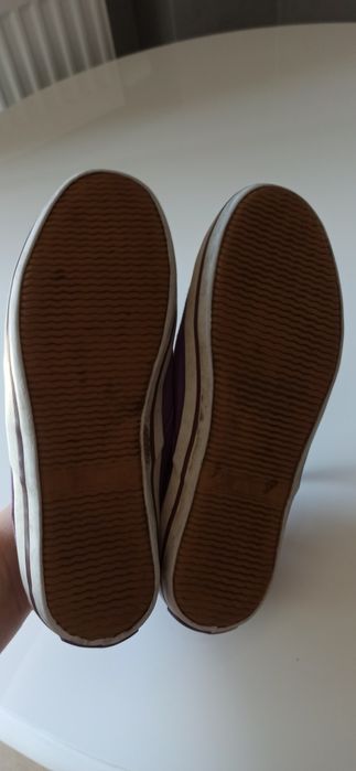 Fioletowe buty marki Kappa w rozmiarze 38