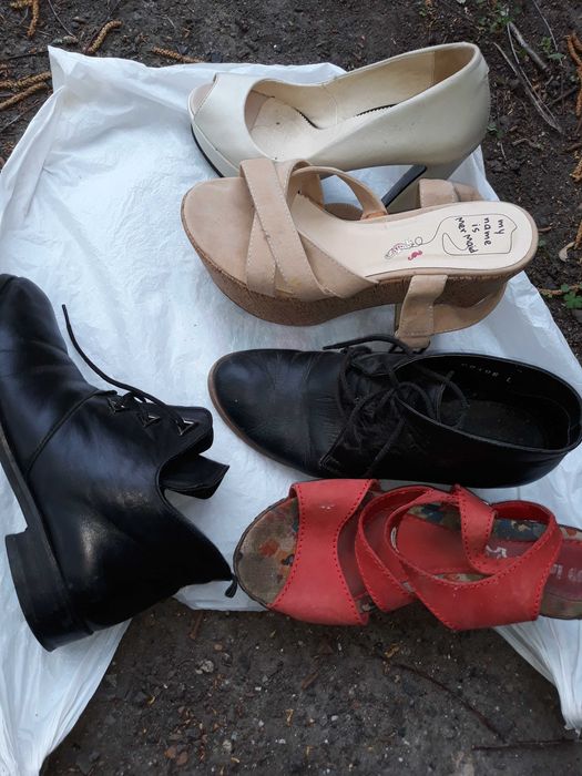 Обув-кросівки  чоловіча-жін  або обмін на смартфон Самсунг