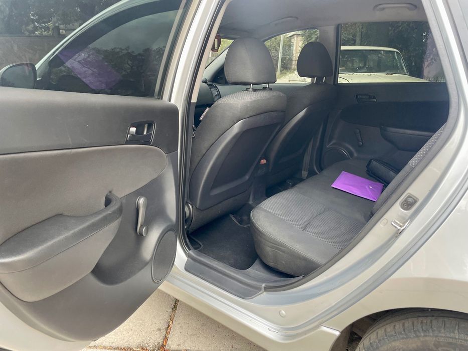 Hyundai i30cw FD FL 2010 1.6crdi 6ступ мех дизель