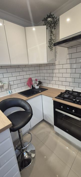 Do sprzedania piękna kawalerka na parterze w Brzezinach