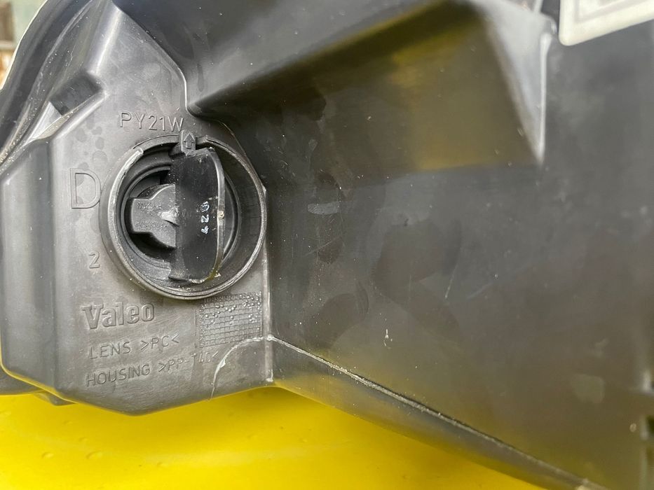 Faróis frontais Seat Altea