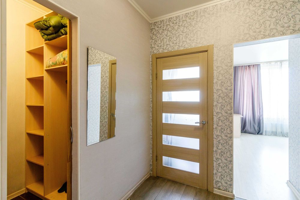 ПОДОБОВО-ПОГОДИННО,2-к.кв.Богатирська 6а,10хв до метро ЗНИЖКИ В ОПИСІ!