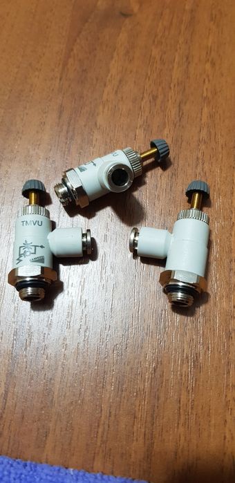 Пневмодросель Camozzi TMVU  під трубку 6мм