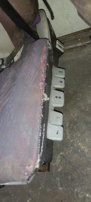 fotel lewy kierowcy mercedes atego 1223