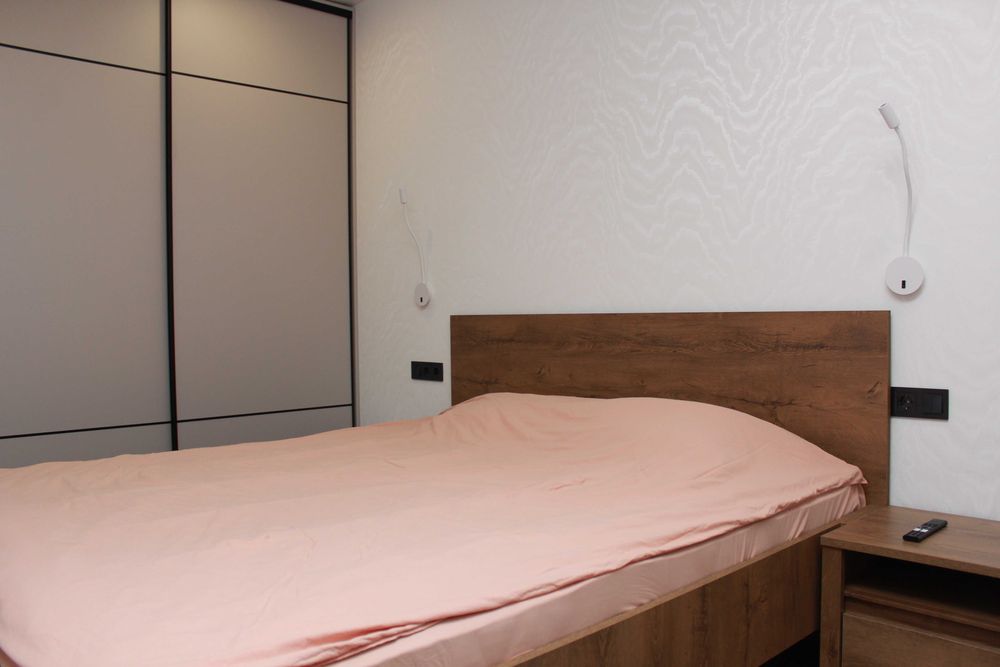 Завжди є світло!Перша здача | 1-кімнатна квартира з гардероб і ванною