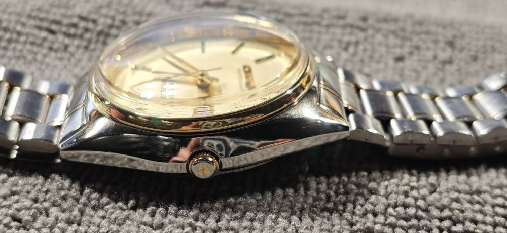 Citizen automatic Miyota 8200