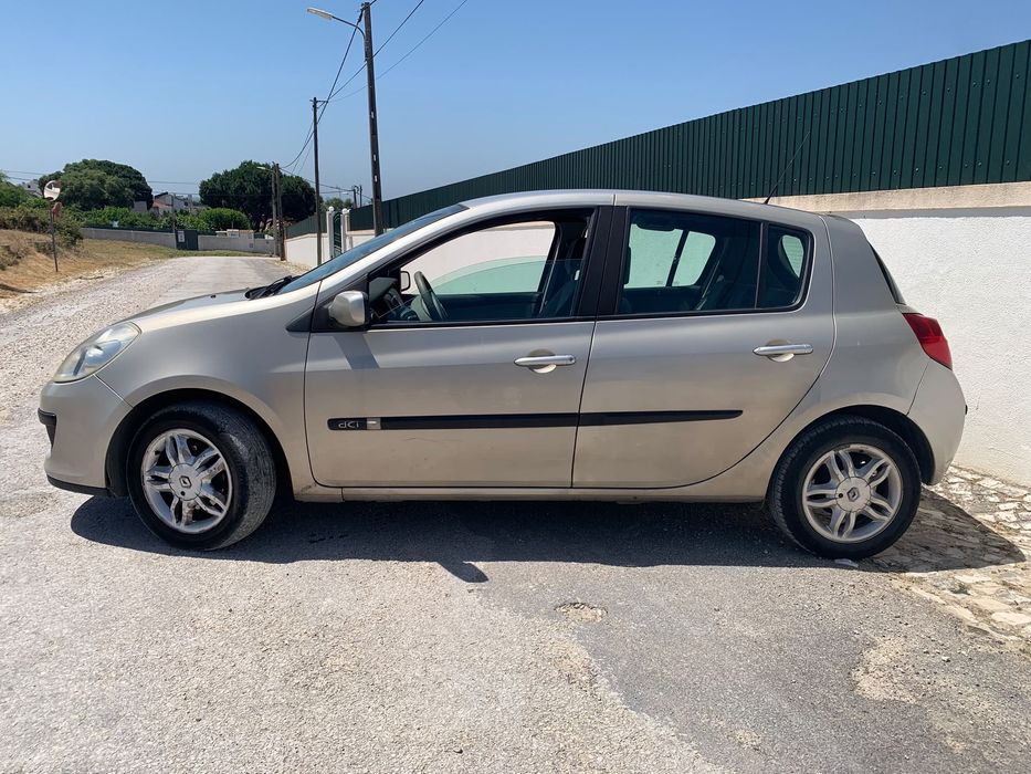 Carro Renault Clio — photo 2