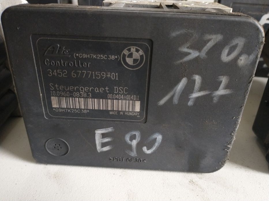Sterownik pompy ABS BMW E90 E91 E92 E87 E81 E88 E82 pompa