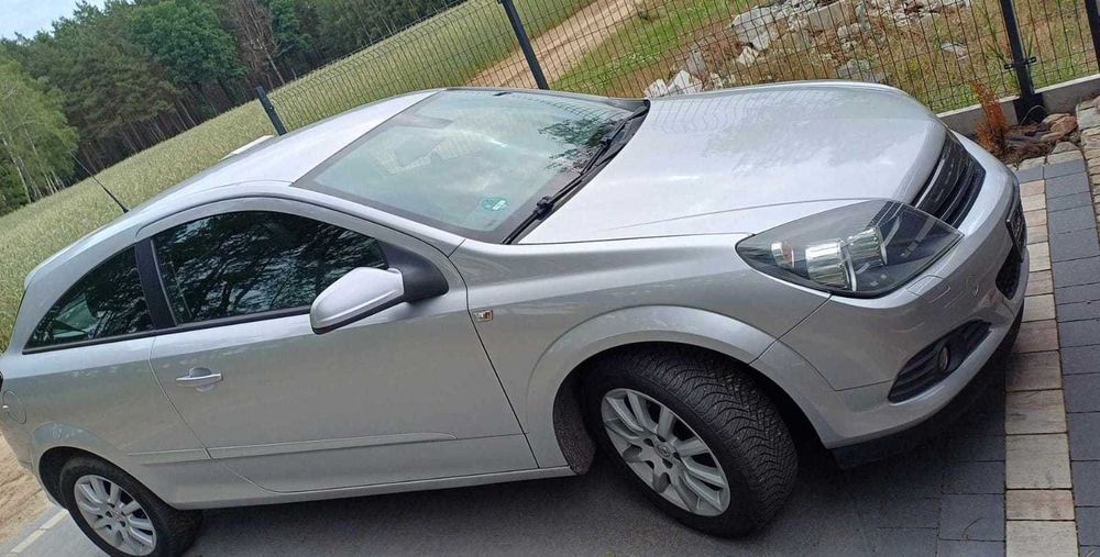 Opel Astra GTC 2007, 1,6   105KM , 214890km