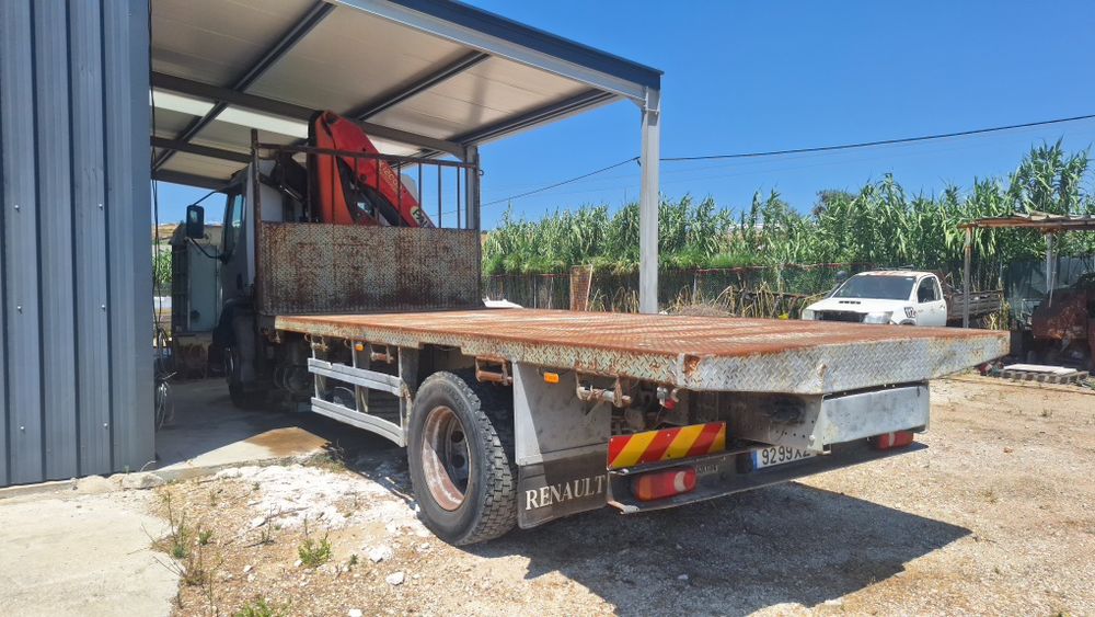 Renault Magnum 220 dci Grua