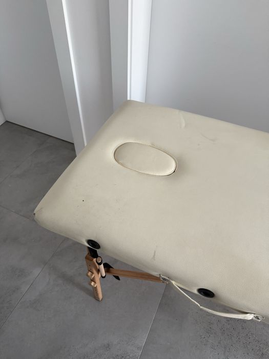 Łóżko do masażu/ stylizacji rzęs