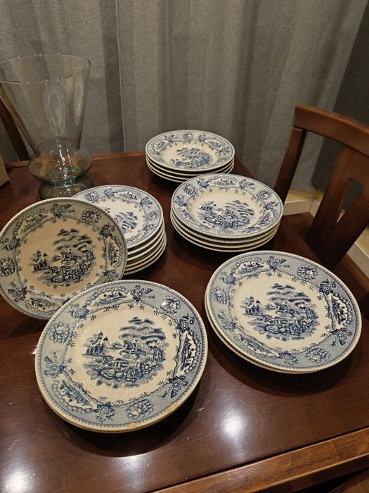 Vintage, conjunto de 22 pratos e saladeira estilo inglês,
