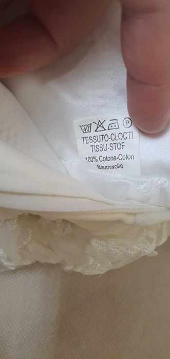 Продам весільну сукню