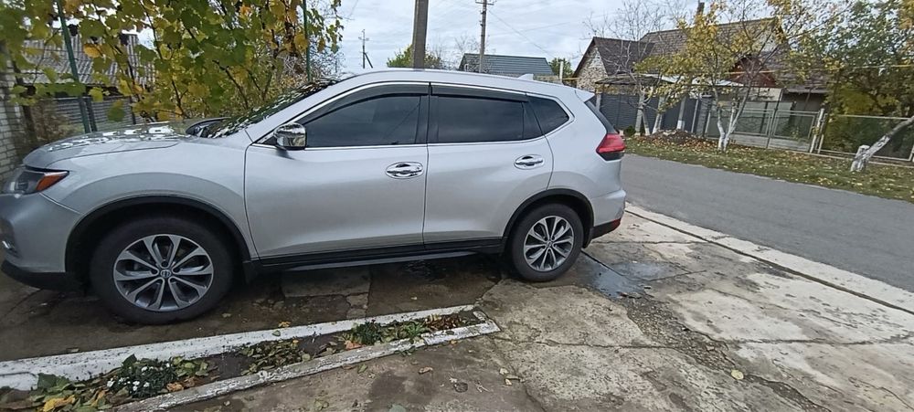 Продам Nissan Rogue 2016