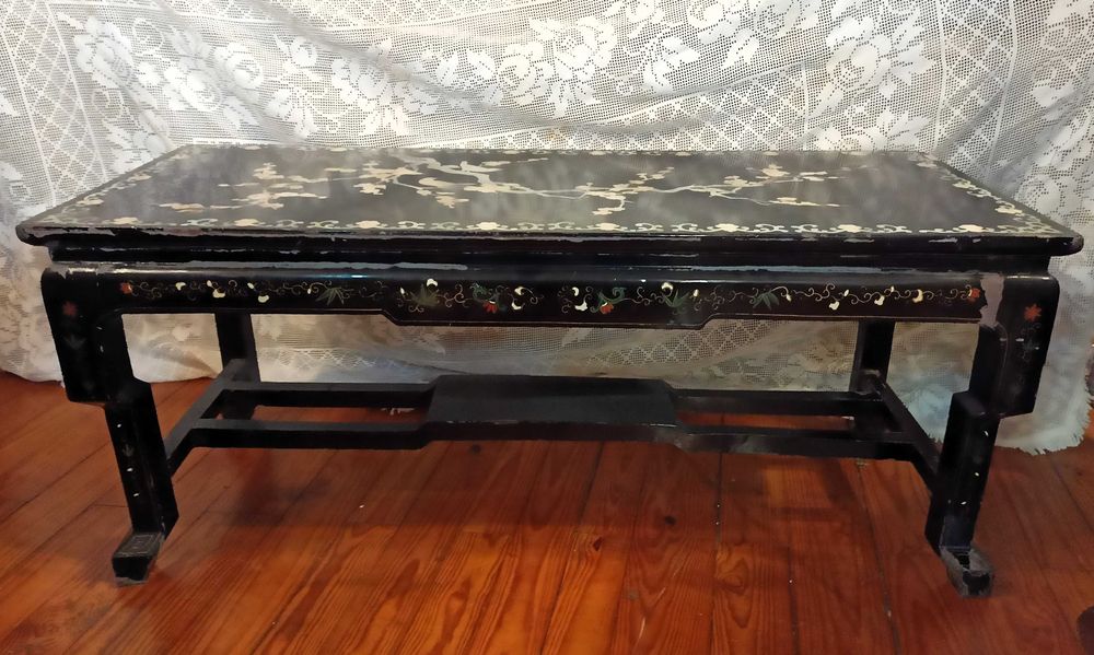 Mesa Centro Oriental Madrepérola