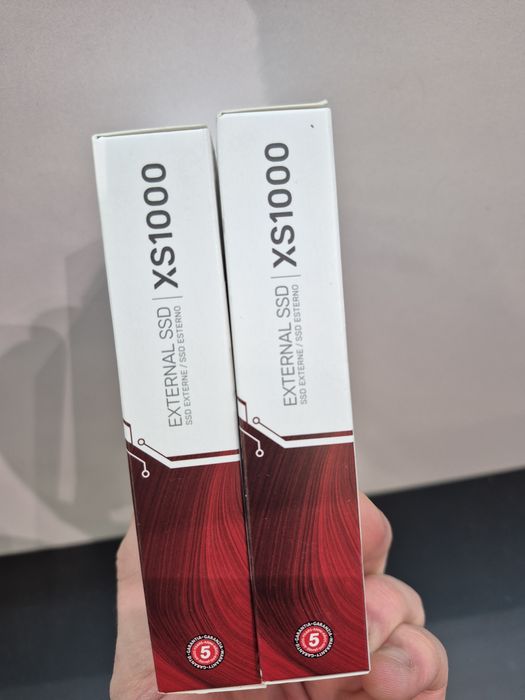 Зовнішній ssd kingston xs1000 1tb USB 3.2