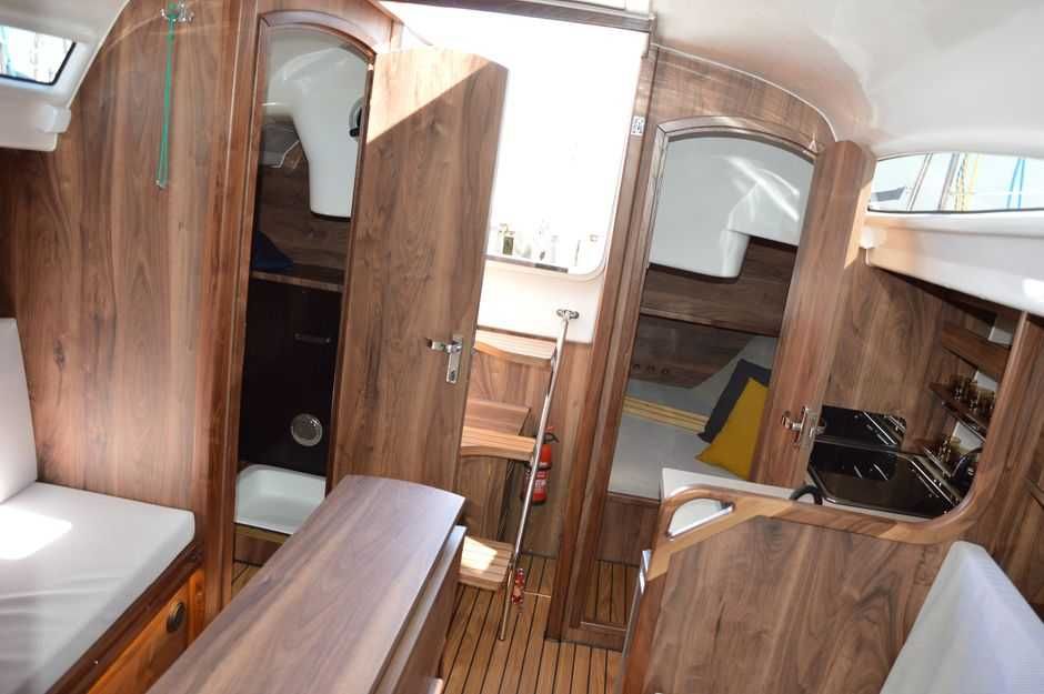 Antila 26CC Honda Echosonda TV Webasto Prysznic Zew Premium Ekspres Trap